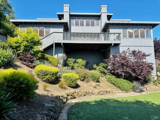 Building Photo - 172 Great Cir Dr