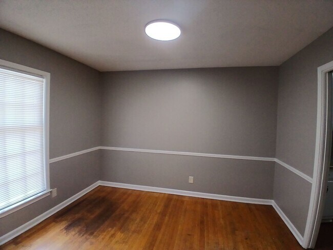 Foto del edificio - Newly Renovated Home in Parkway Village  - Open To Section 8