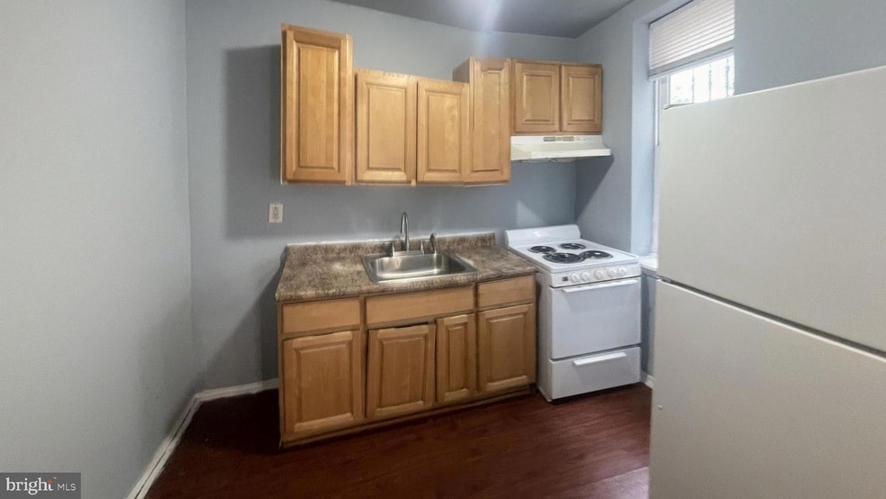 Photo - 1235 W Hazzard Street Unit