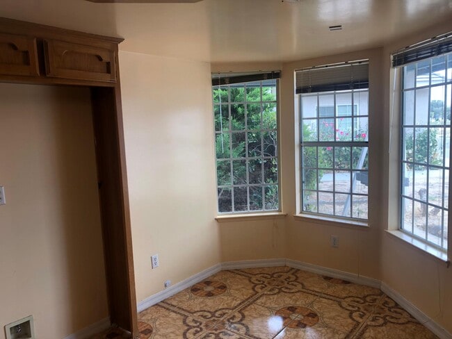 Foto del edificio - 21163 Conklin Blvd