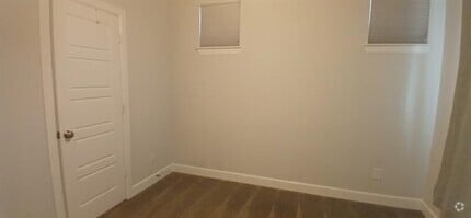 Building Photo - 5425 Beecher St
