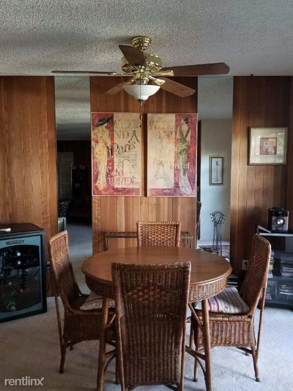 Foto del edificio - 406 Heatherglen Ln