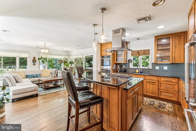 Foto del edificio - 1506 Woodacre Dr