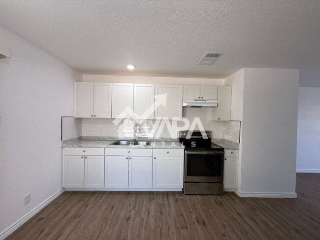 Building Photo - 8616 Sweet Maiden Dr