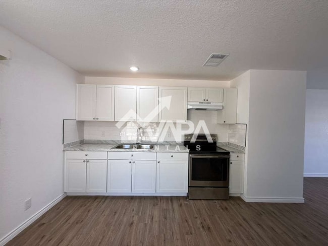 Photo - 8616 Sweet Maiden Dr House