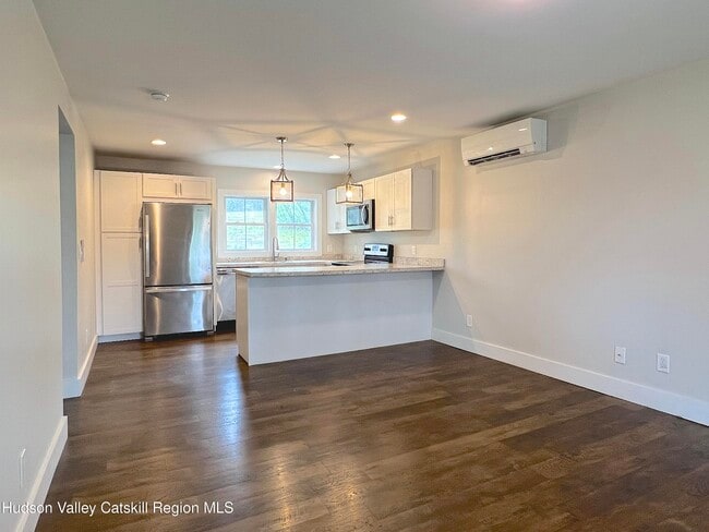Building Photo - 230 NY-32
