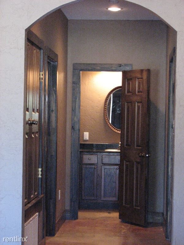 Foto del edificio - 1 br, 1 bath Townhome - 306 N Fourth Street