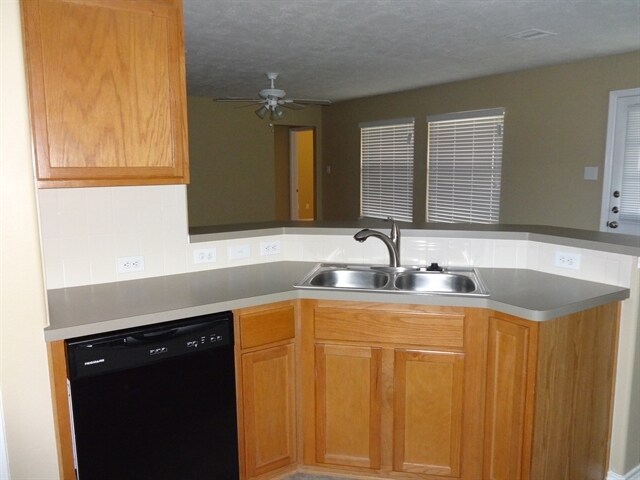 Building Photo - 1081 Lasso Ct