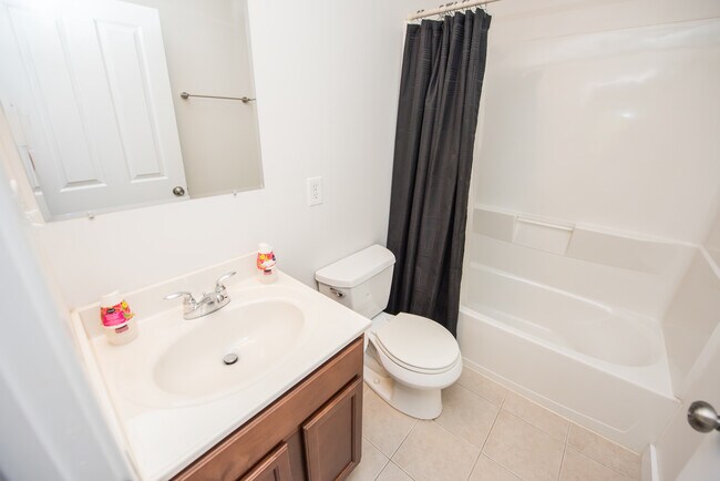 Bath #1 - 805 Washington Blvd