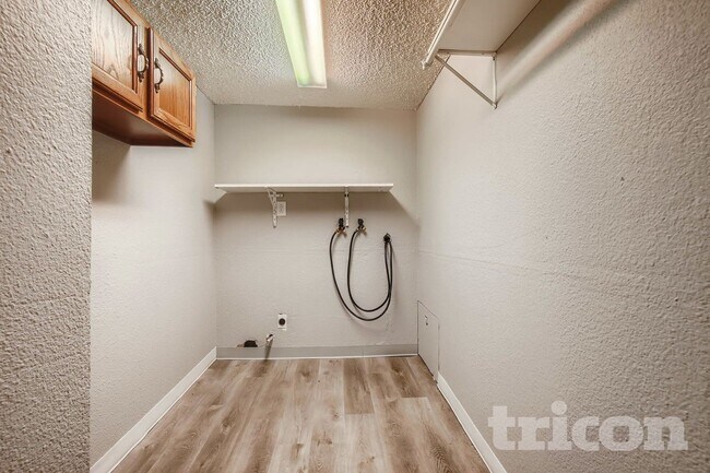 Building Photo - 9181 Newton St