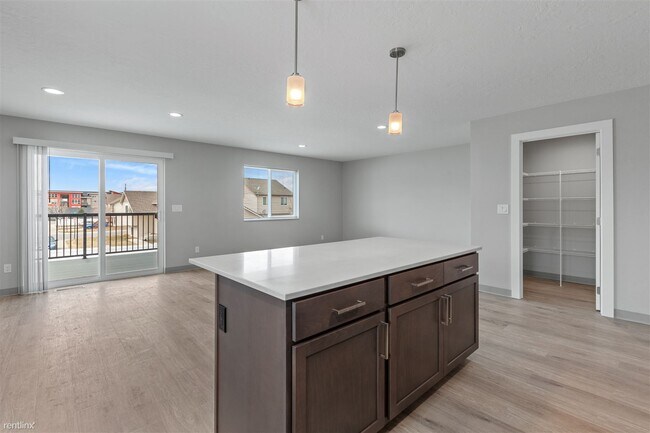 Building Photo - 3 br, 2 bath Duplex - 1513 Bell Street