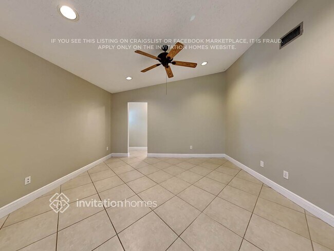 Building Photo - 6251 Sedgewyck Cir W