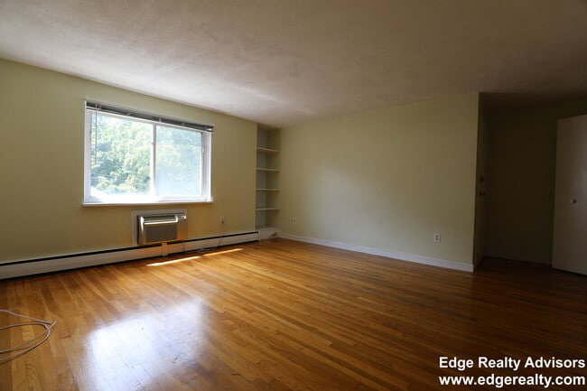 Photo - 71 Colborne Rd Apartment