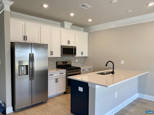 Foto del edificio - 209 Sunbird Ln