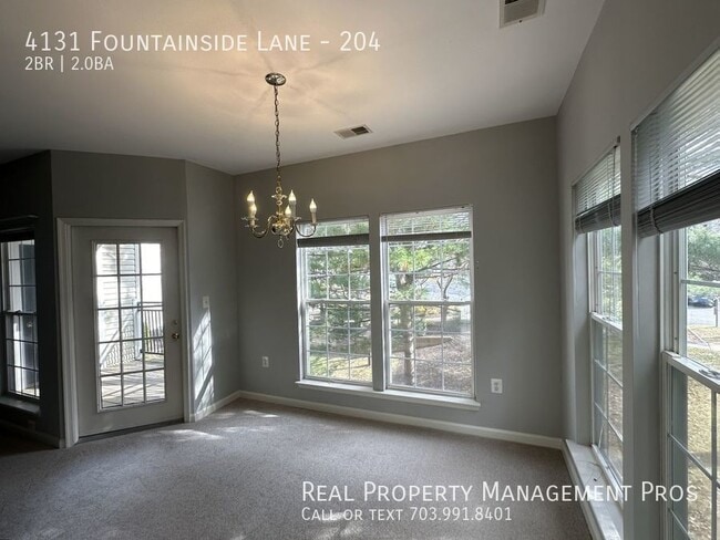 Building Photo - Qualify for a zero deposit?