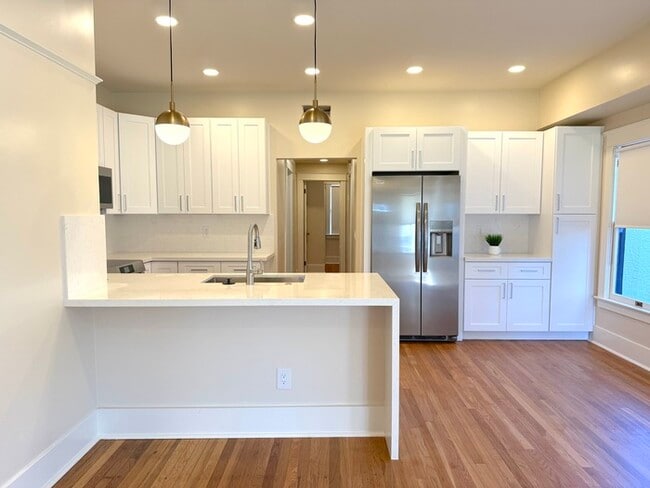 Building Photo - 412 W Roosevelt St