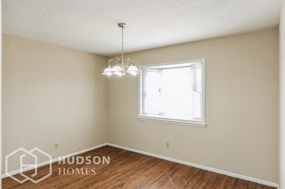Building Photo - NOW AVAILABLE! 404 Shirley Street Northeas...
