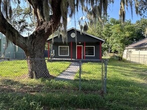 Building Photo - 10529 3rd Ave