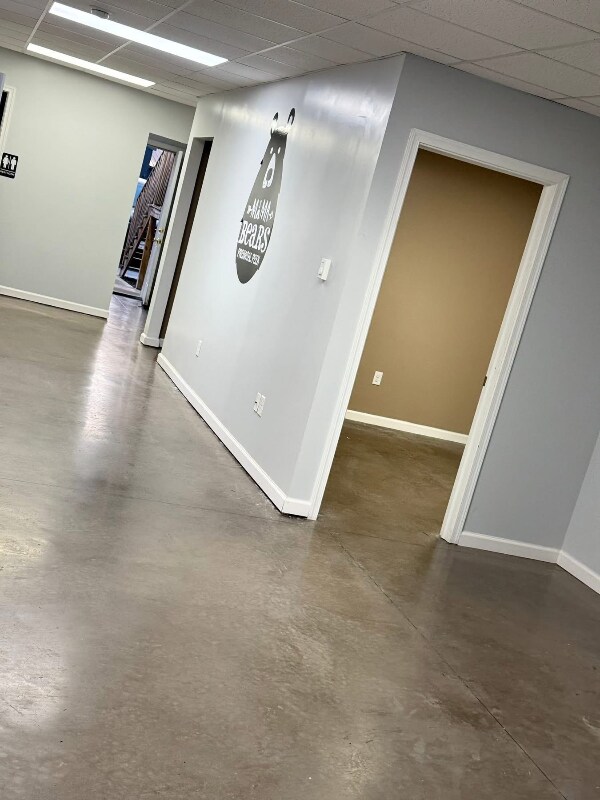 Foto del edificio - 305 N Jefferson St