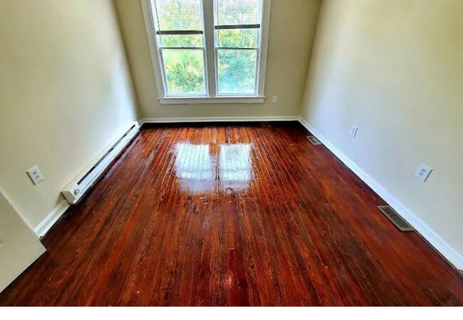 Foto del edificio - 2100 Ingram Ave