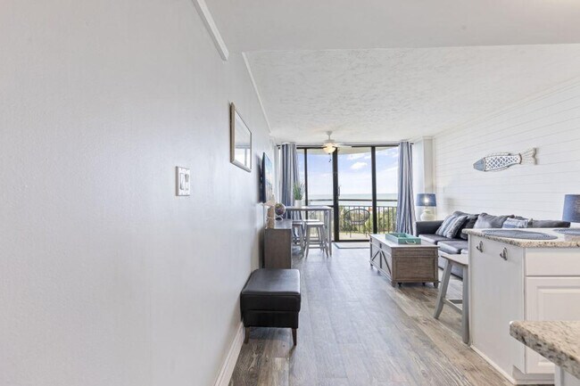 Foto del edificio - 2310 N Ocean Blvd