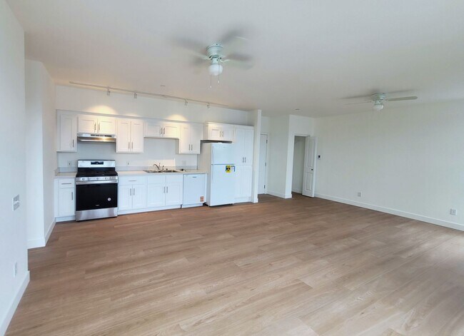 Foto del edificio - Spacious and Updated 1 Bedroom - H street 2C