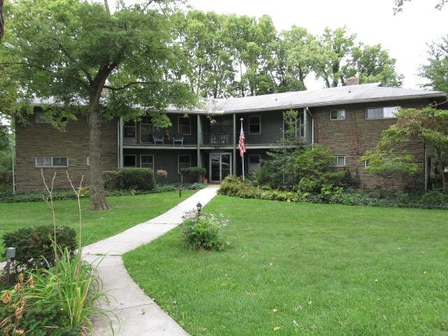 Primary Photo - 2313 Chestnut St