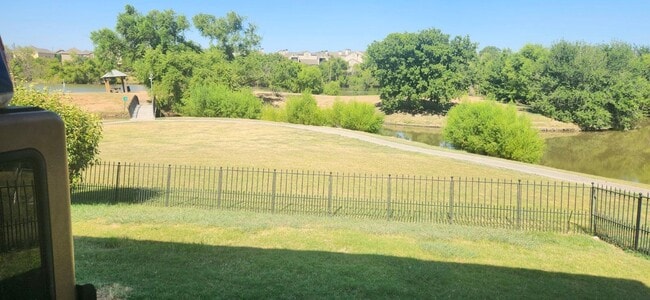 Photo - 1210 Plaza Lake Dr House