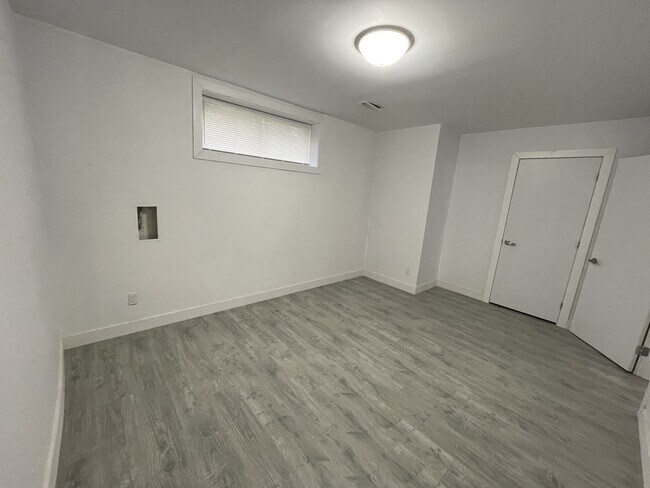 Photo du bâtiment - 32422 Hillcrest Ave