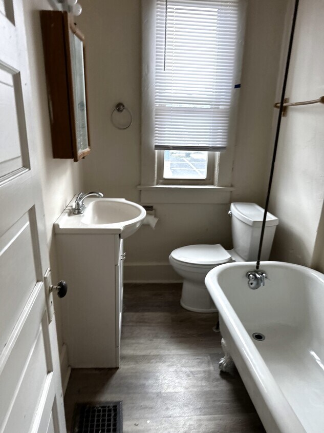 Foto del edificio - 1624 Summit St