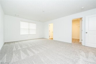 Building Photo - 98 Brewster Dr