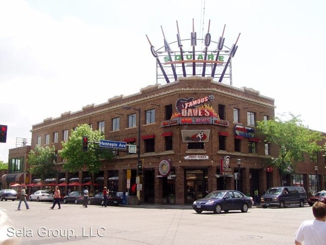 Building Photo - 4008 W 31st St