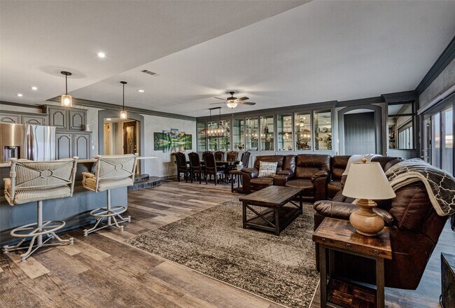 Building Photo - 4548 Chaha Rd