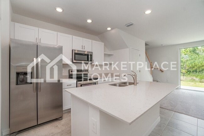 Building Photo - 7157 Greenwood Park Cir