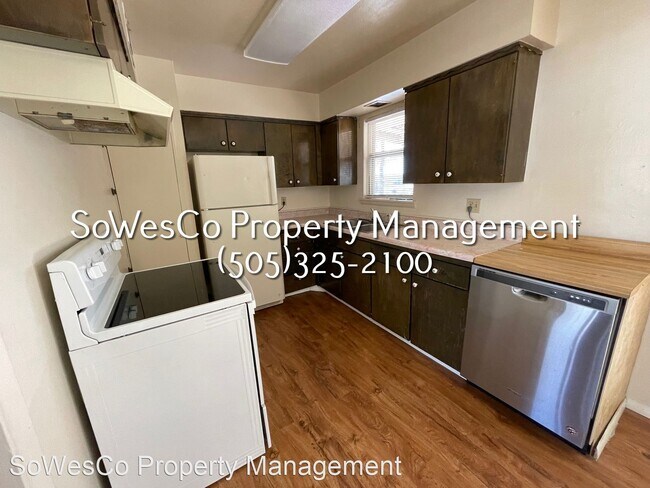 Building Photo - 3 br, 2 bath House - 3013 Crestridge Drive