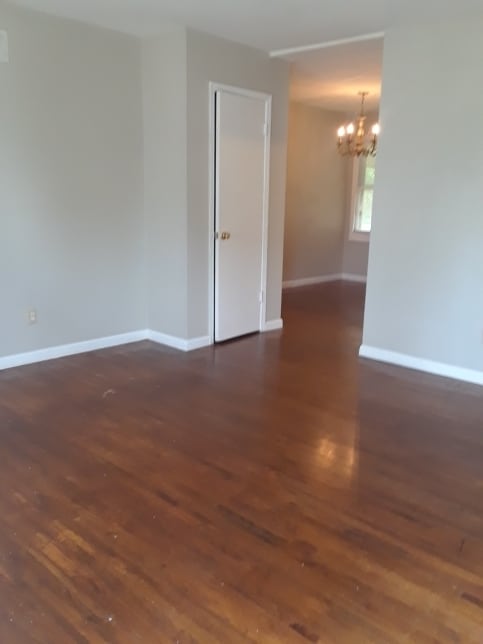 Foto del edificio - 2497 Perry Rd