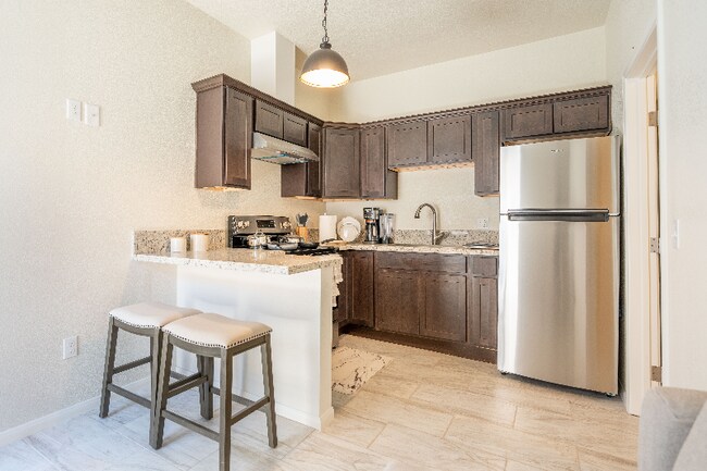 Foto del edificio - 1219 Manuel Ortiz Ave