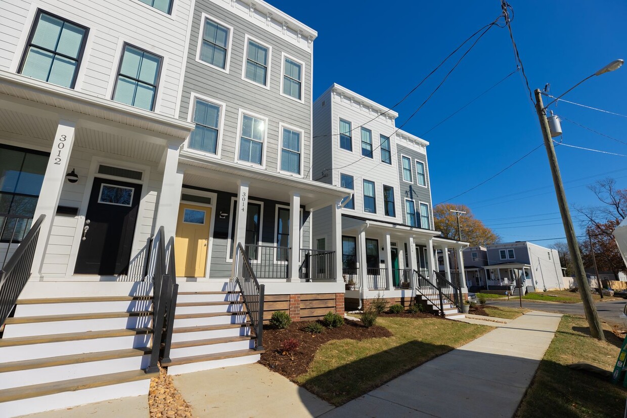 Primary Photo - Swanky Newer Modern Home In Church Hill