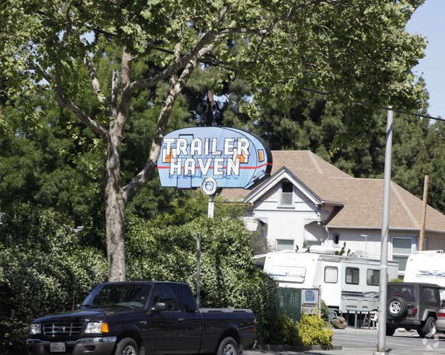 Foto del edificio - San Leandro Mobile Home & RV Park