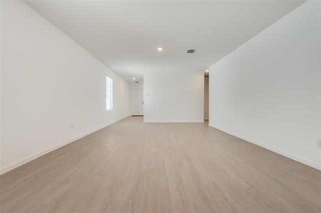 Foto del edificio - 300 Sycamore Pl
