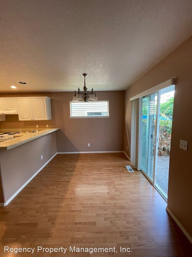 Building Photo - 3 br, 2.5 bath House - 6529 NW Connery Ter...