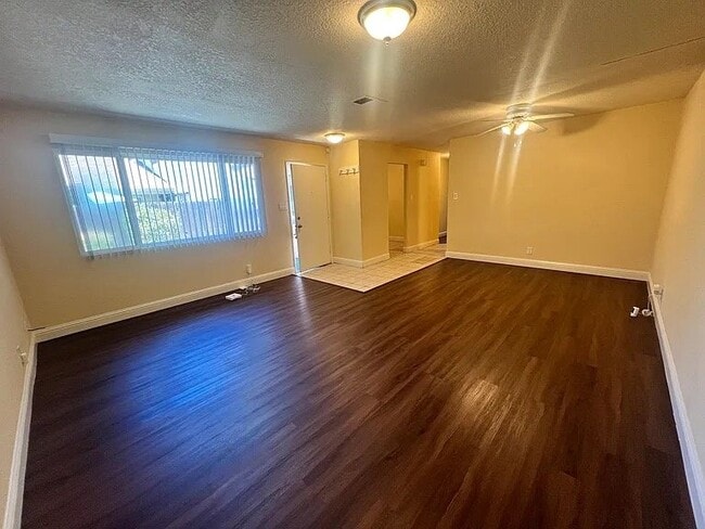 Building Photo - 2313 Mandarin Way