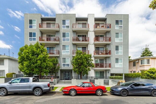 Foto del edificio - 1215 S Bedford St