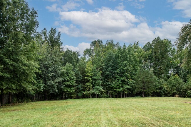 Foto del edificio - 11519 Woodland View Dr