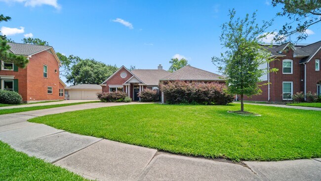 Foto del edificio - 14607 Graywood Grove Ln