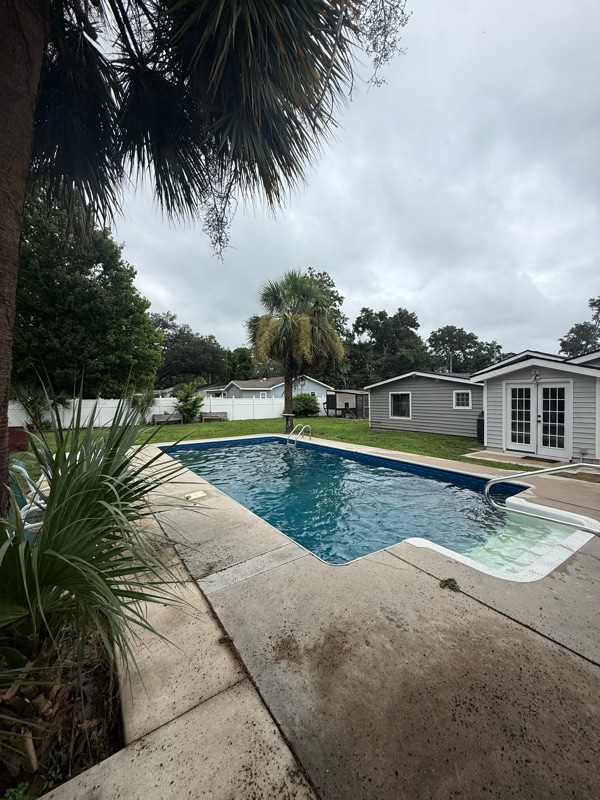 Foto del edificio - 915 Belleview Cir W