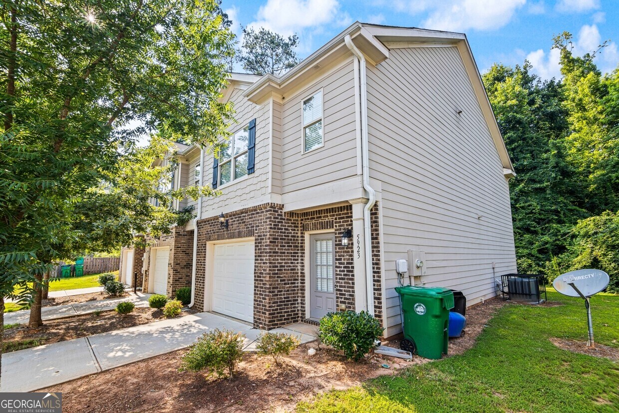 5923 Cassie Dr, Stonecrest, GA 30038 Townhome Rentals in Stonecrest
