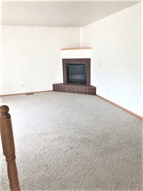 Building Photo - 1724 Lake Elmo Dr