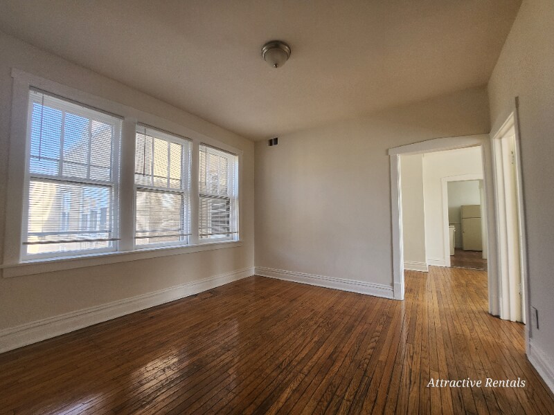 Primary Photo - 1158 S Mason Ave