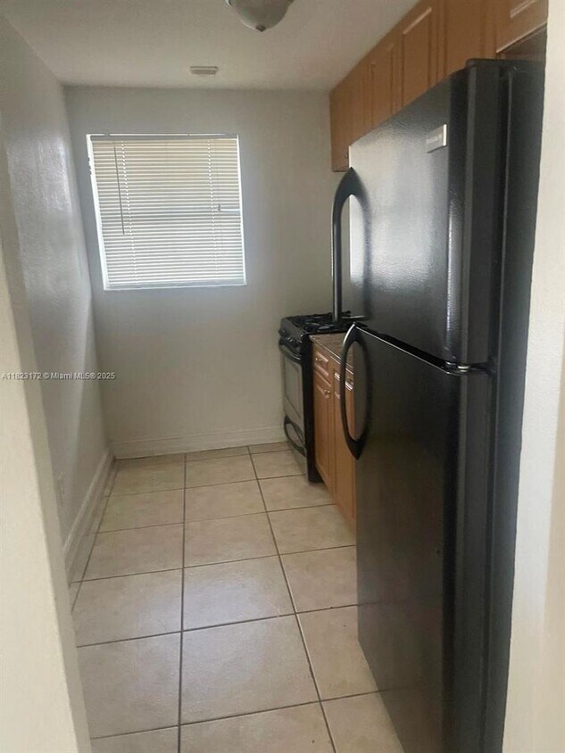 Primary Photo - 7101 SW 89th Ct